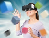 Bild einer Person, die eine VR-Brille trägt.